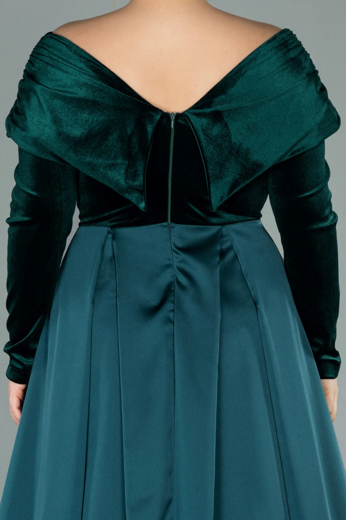 Emerald Green-Long Oversized Evening Dress ABU2084