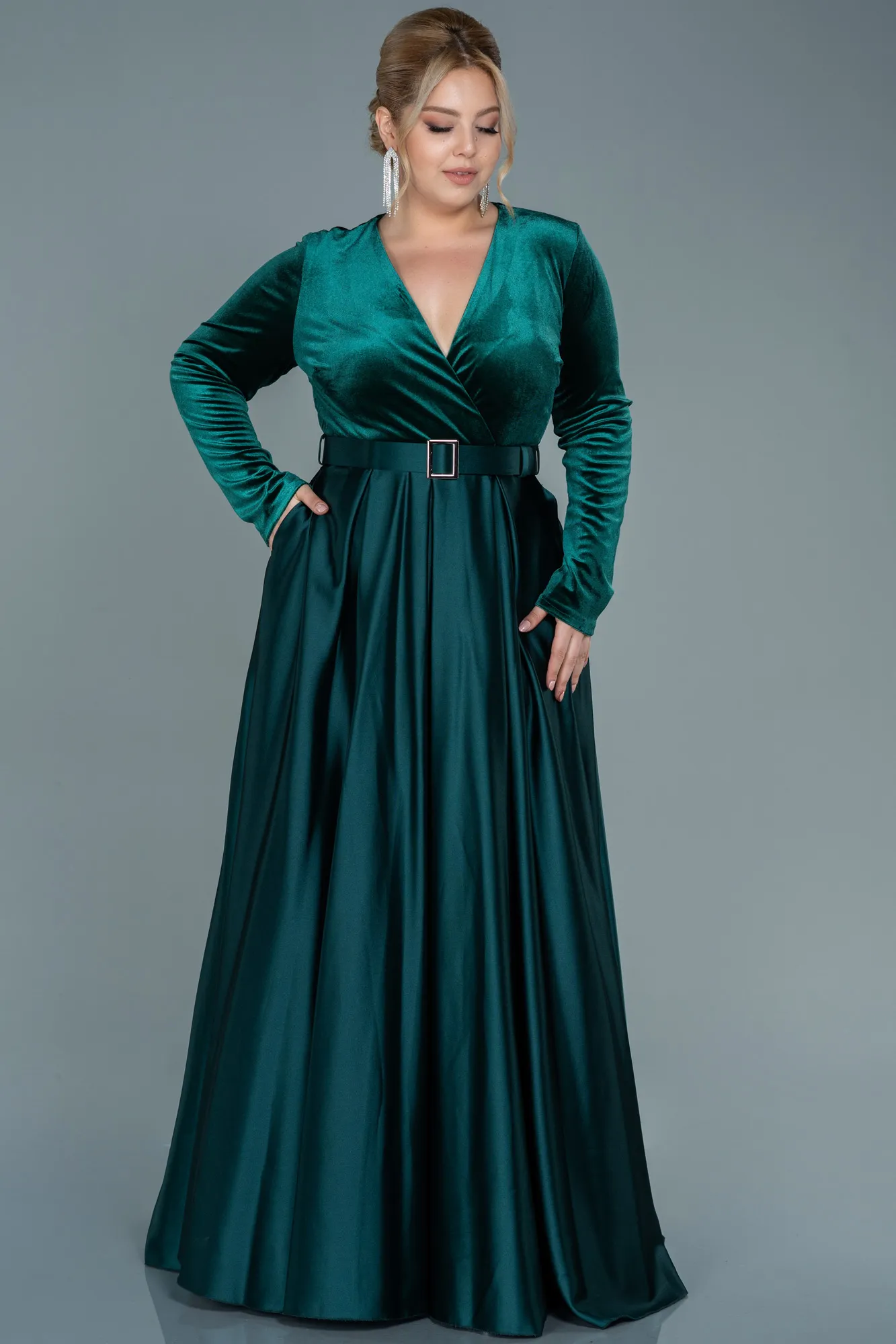 Emerald Green-Long Plus Size Evening Dress ABU2615