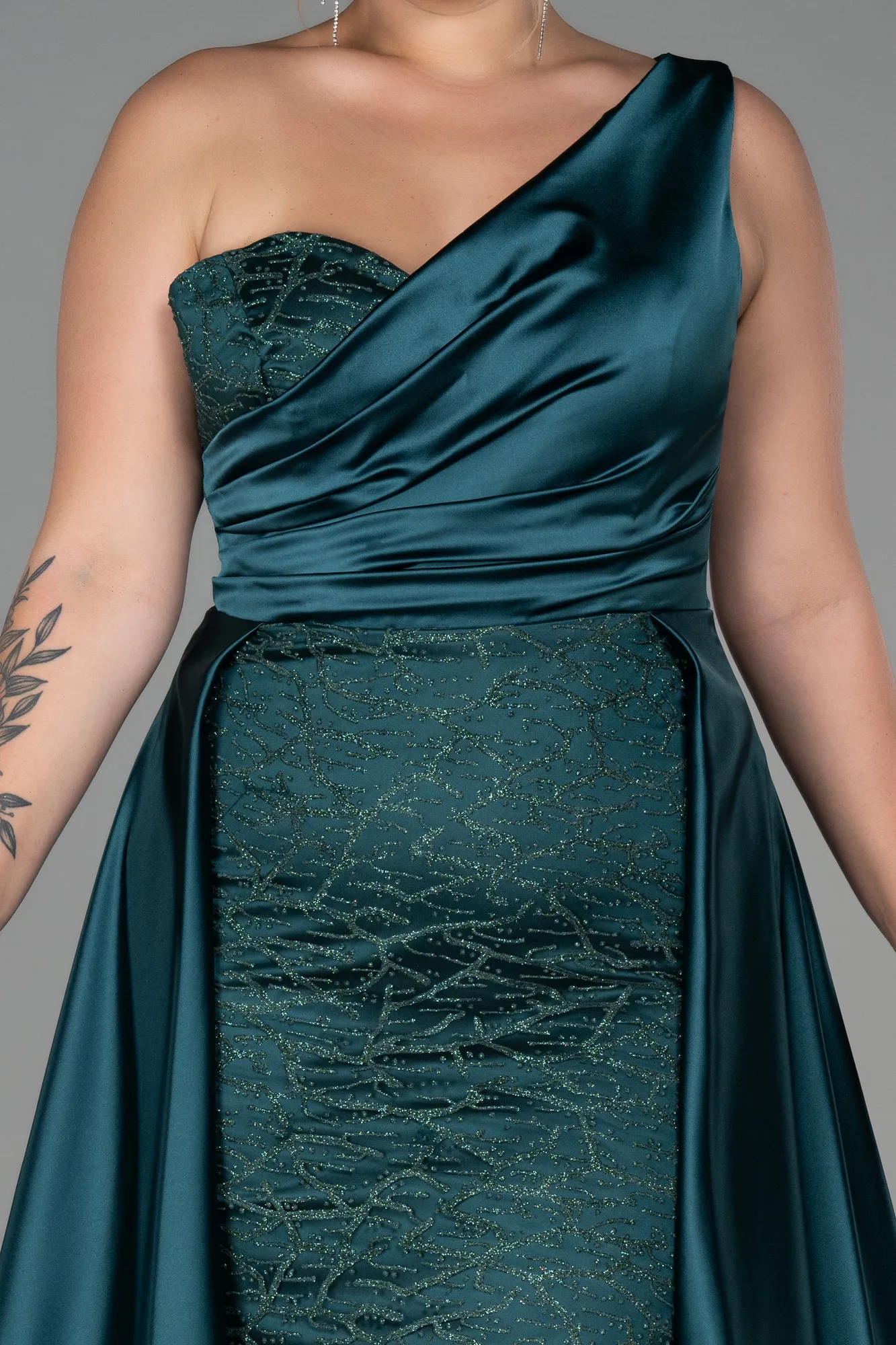 Emerald Green-Long Plus Size Evening Dress ABU3171