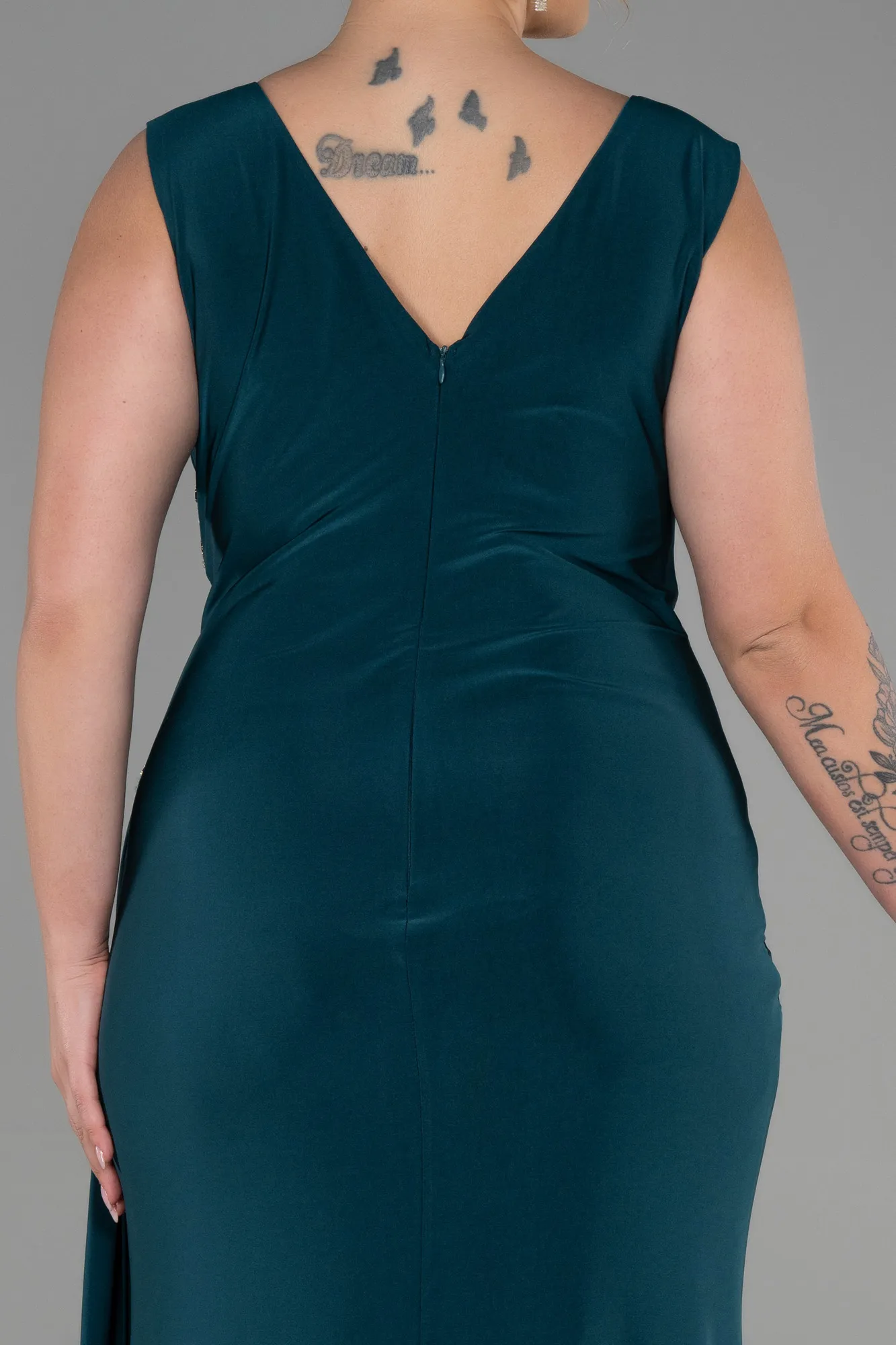 Emerald Green-Long Plus Size Evening Dress ABU3438
