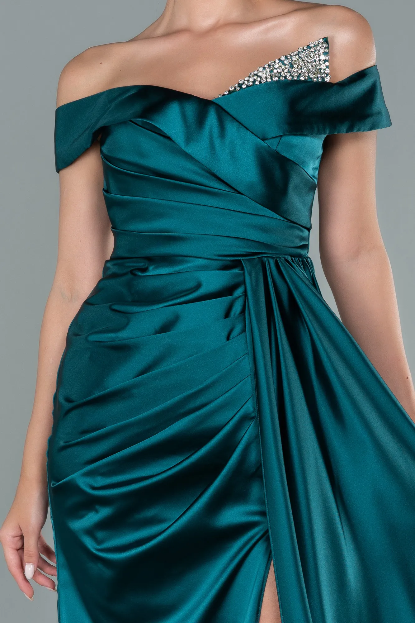 Emerald Green-Long Satin Evening Dress ABU2560