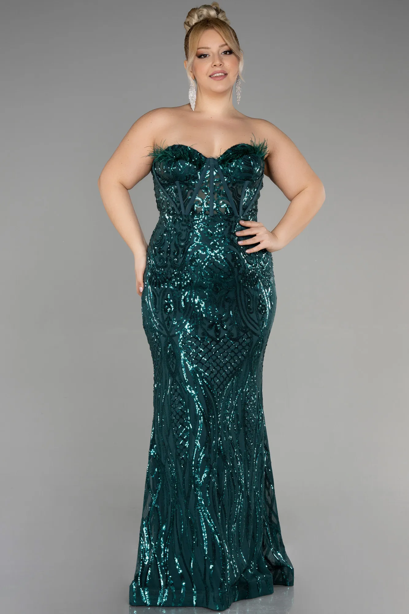 Emerald Green-Long Scaly Plus Size Engagement Dress ABU3552