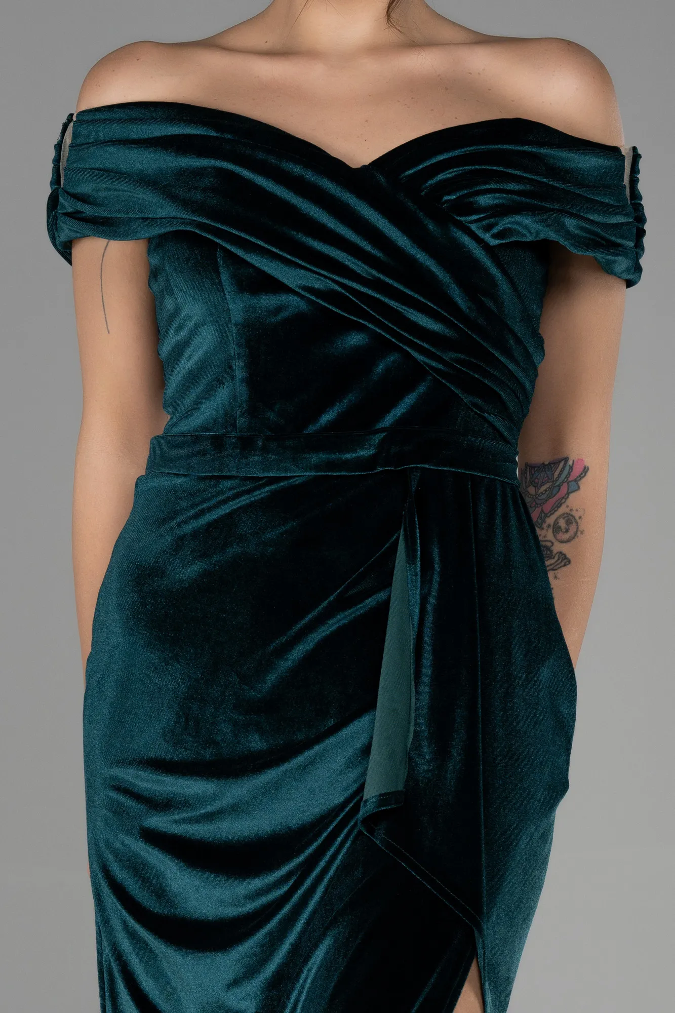 Emerald Green-Long Velvet Evening Dress ABU3330