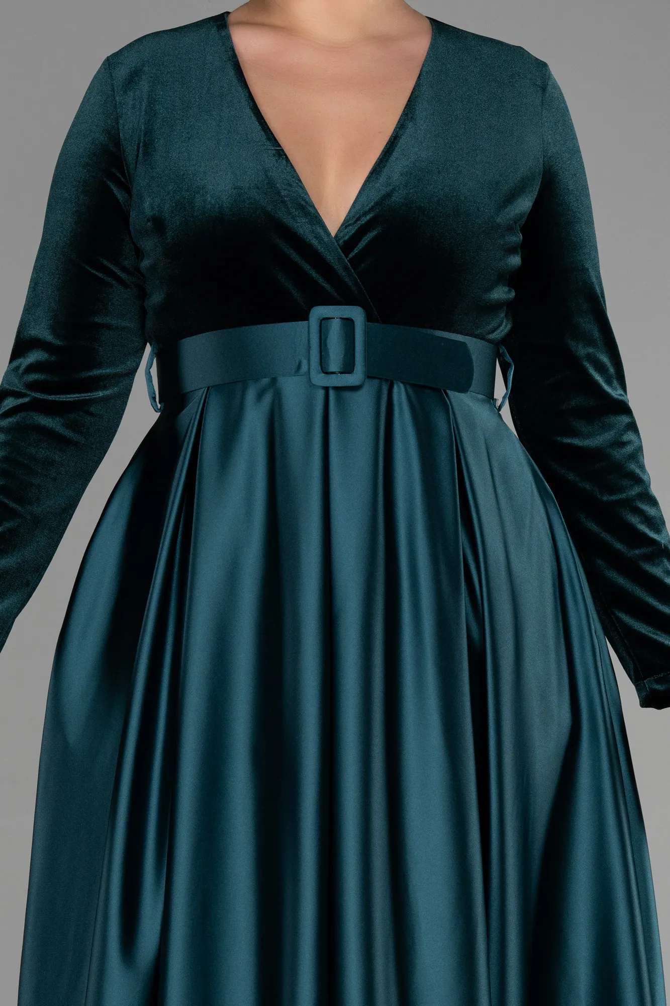 Emerald Green-Long Velvet Oversized Evening Dress ABU3389