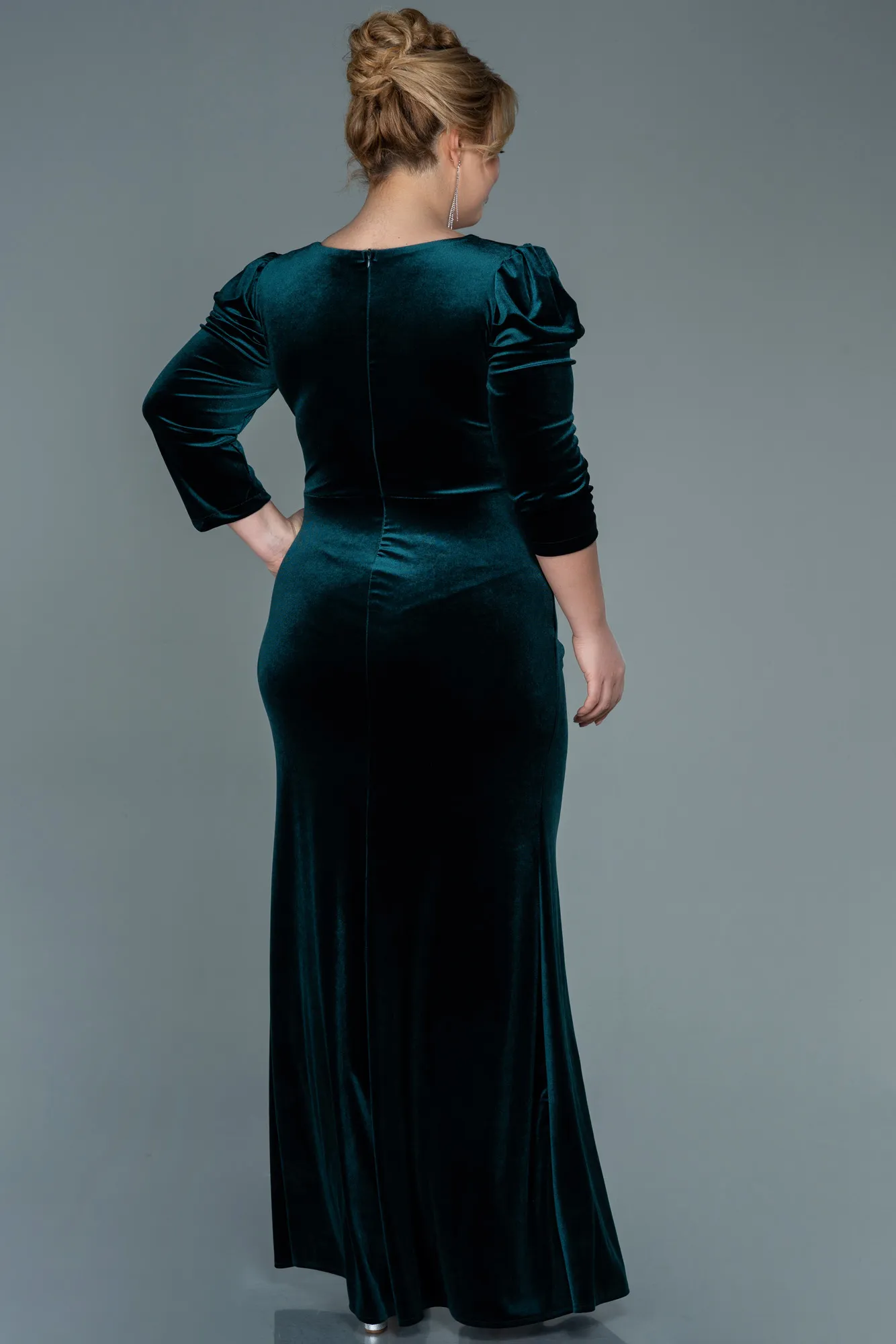 Emerald Green-Long Velvet Plus Size Evening Dress ABU2697