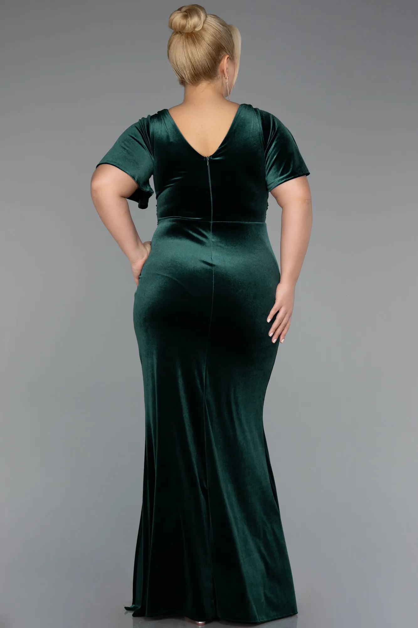 Emerald Green-Short Sleeve Slit Long Velvet Plus Size Evening Dress ABU4317