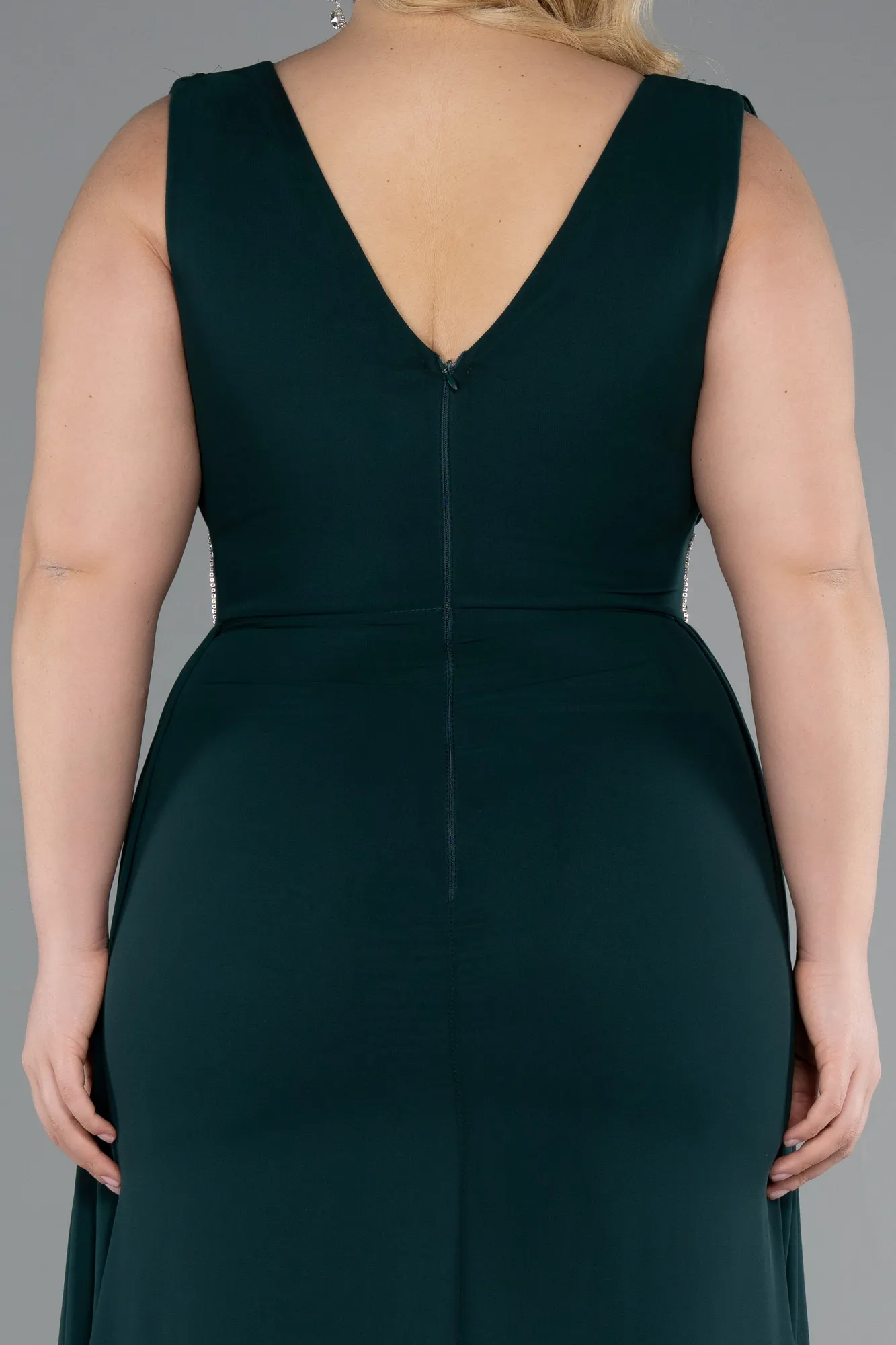 Emerald Green-Sleeveless Waist Stoned Slit Long Chiffon Plus Size Evening Gown ABU5006