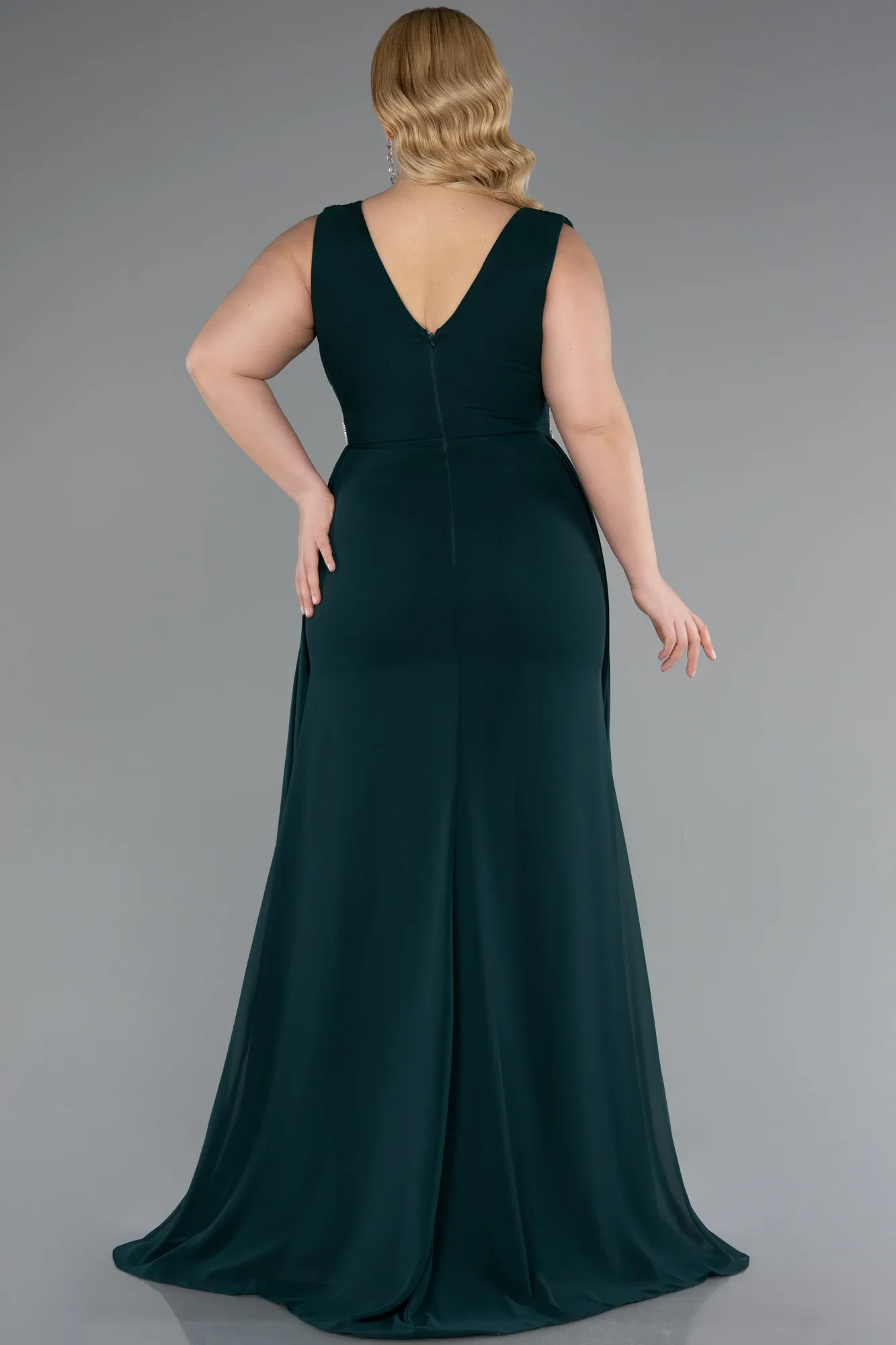 Emerald Green-Sleeveless Waist Stoned Slit Long Chiffon Plus Size Evening Gown ABU5006