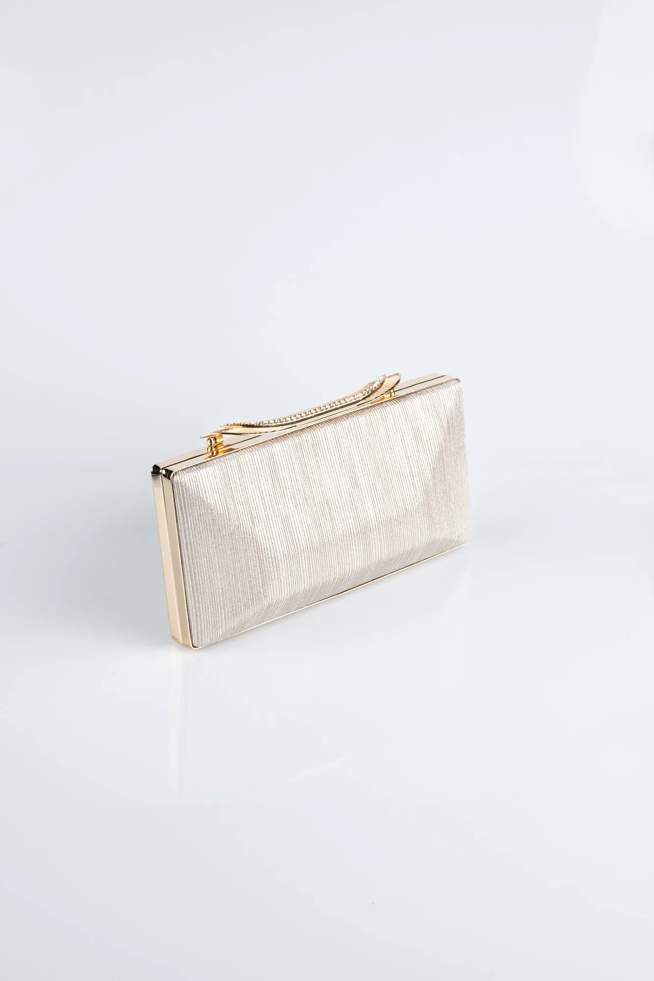 Gold-Laser Cut Evening Bag V729