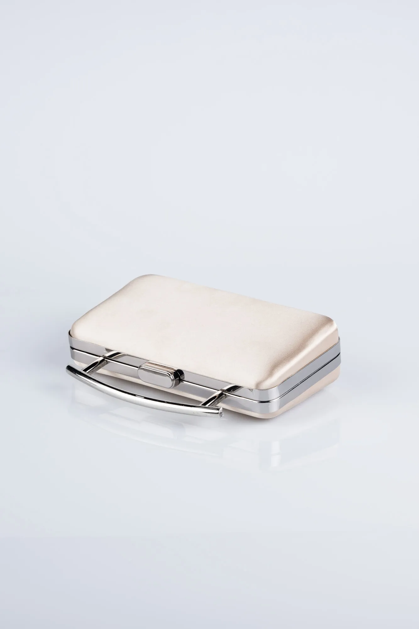 Mink-Satin Box Bag V756