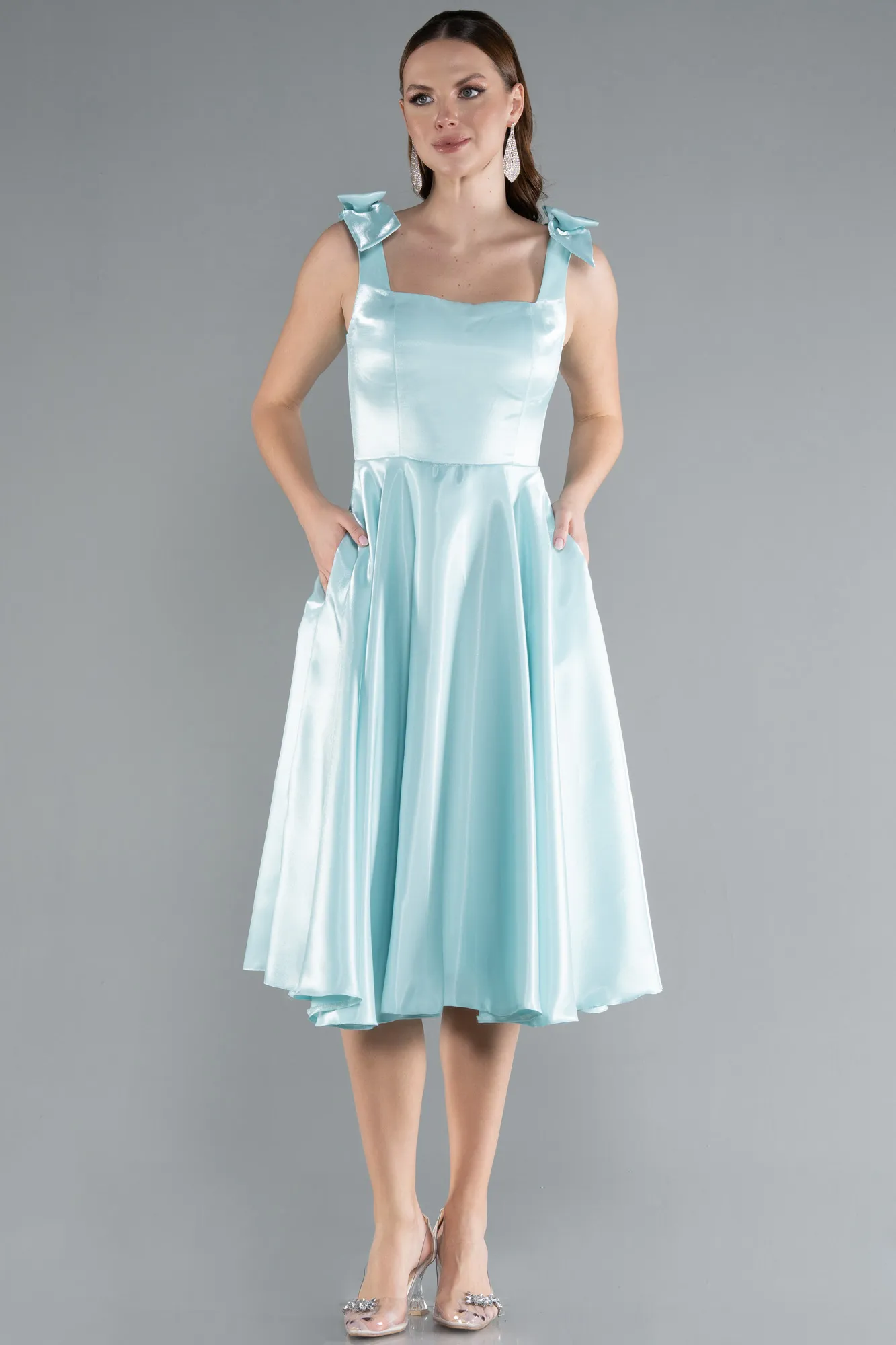 Mint-Sleeveless Square Neck Midi Satin Party Dress ABK2285