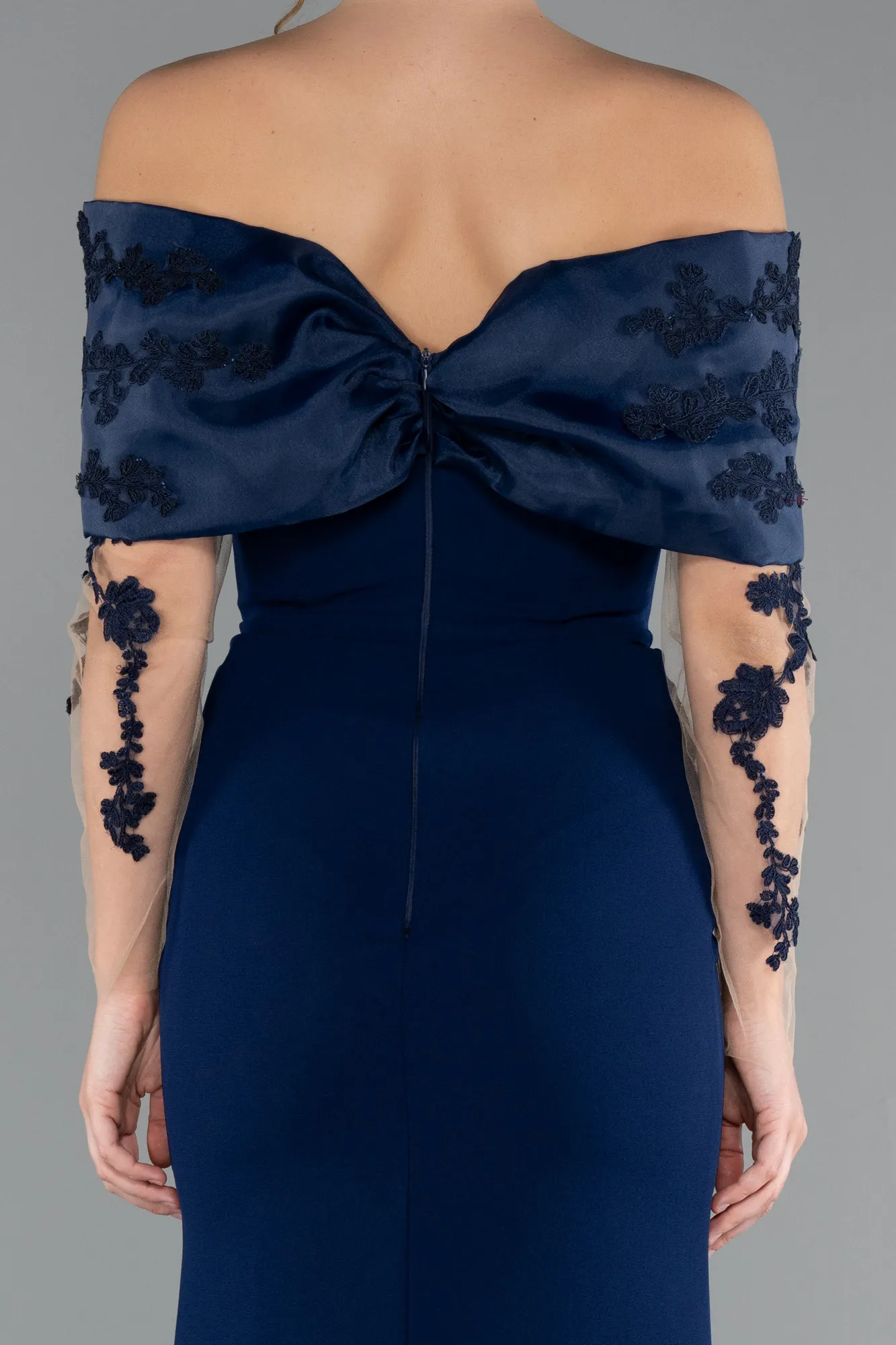 Navy Blue-Boat Neck Guipure Long Sleeve Fishtail Evening Dress ABU4343