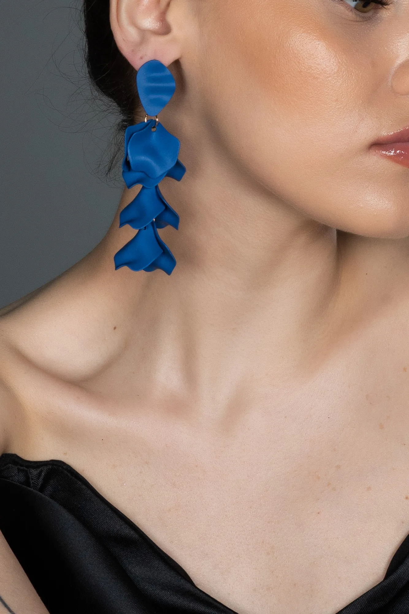 Navy Blue-Earring UK573