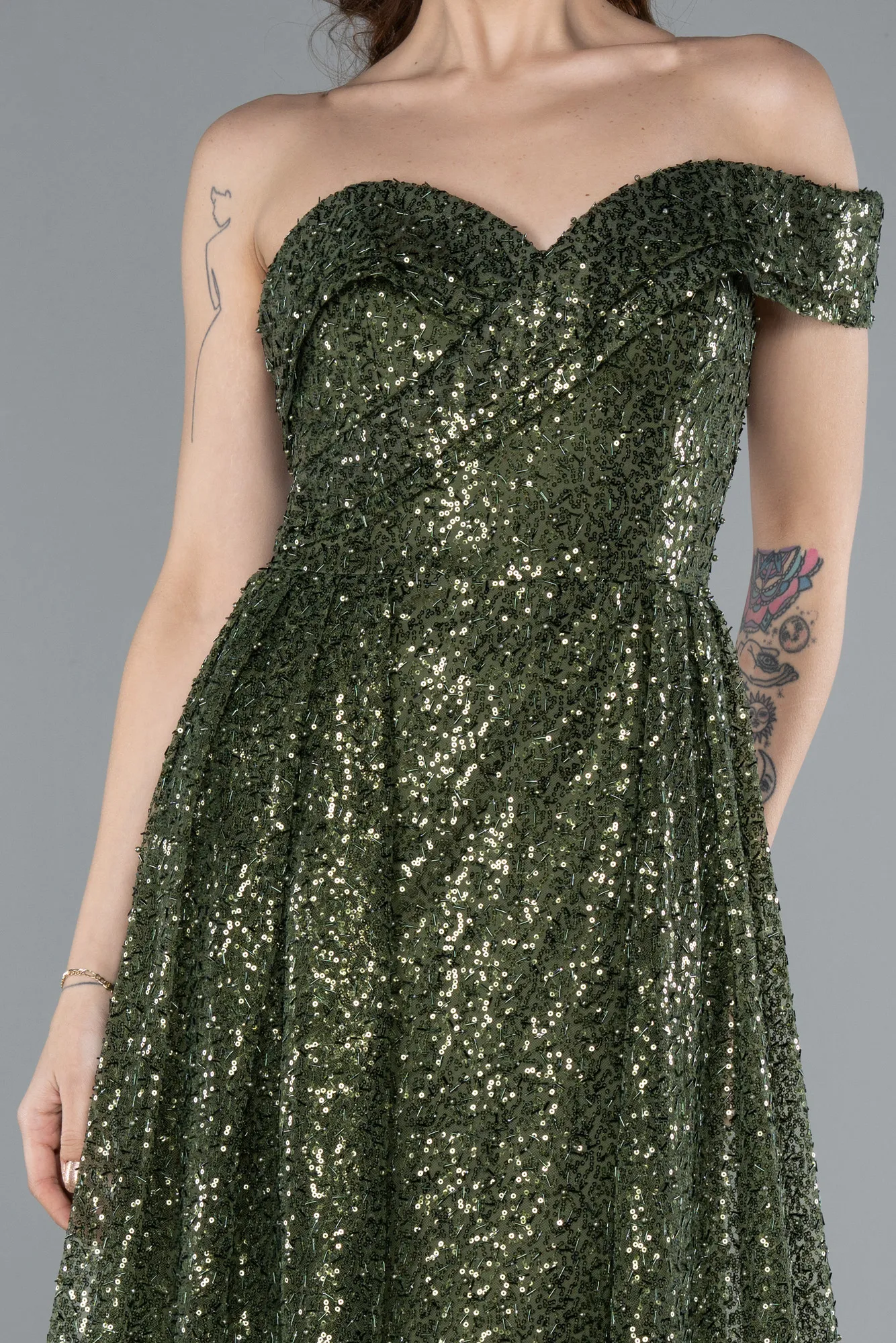 Olive Drab-One Shoulder Taıled Sequined Long Evening Gown ABU4691