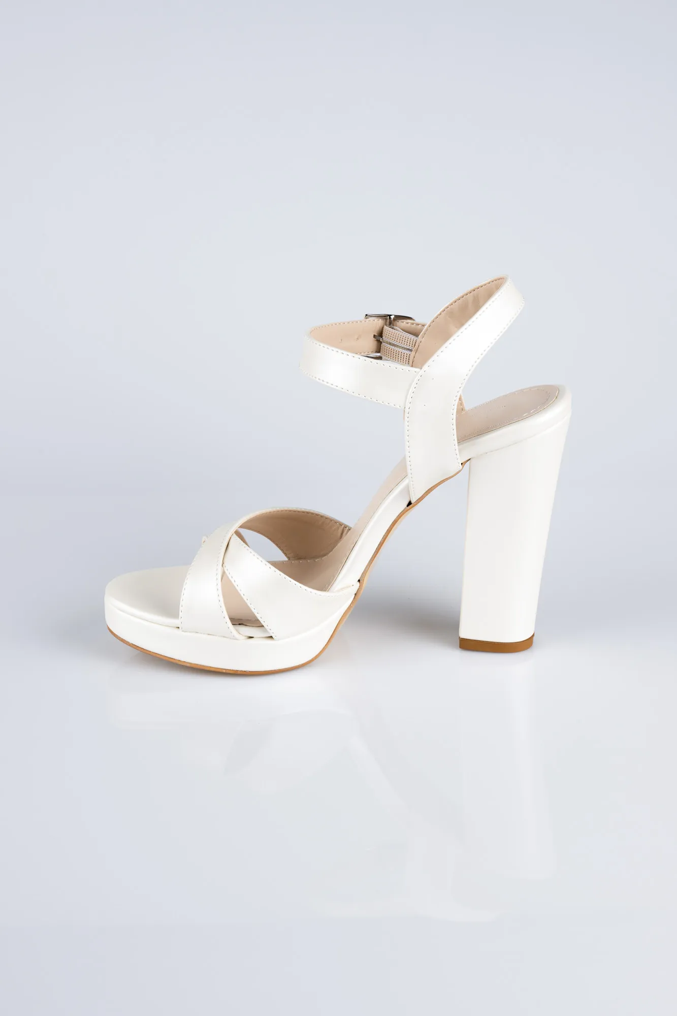 Pearl-Leather Evening Shoe ABD1408