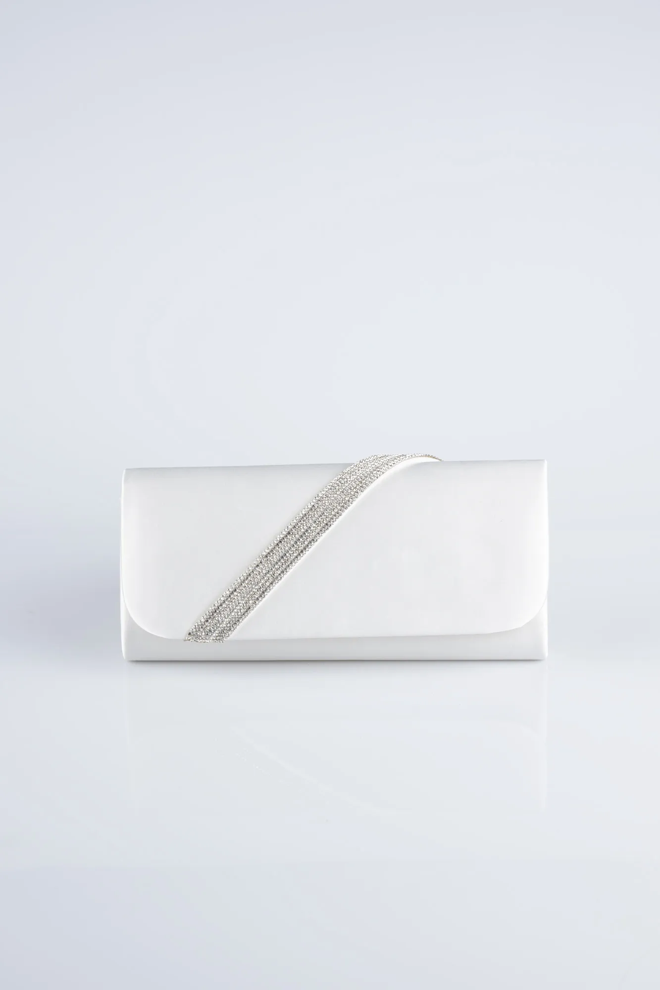 Pearl-Satin Night Bag V448