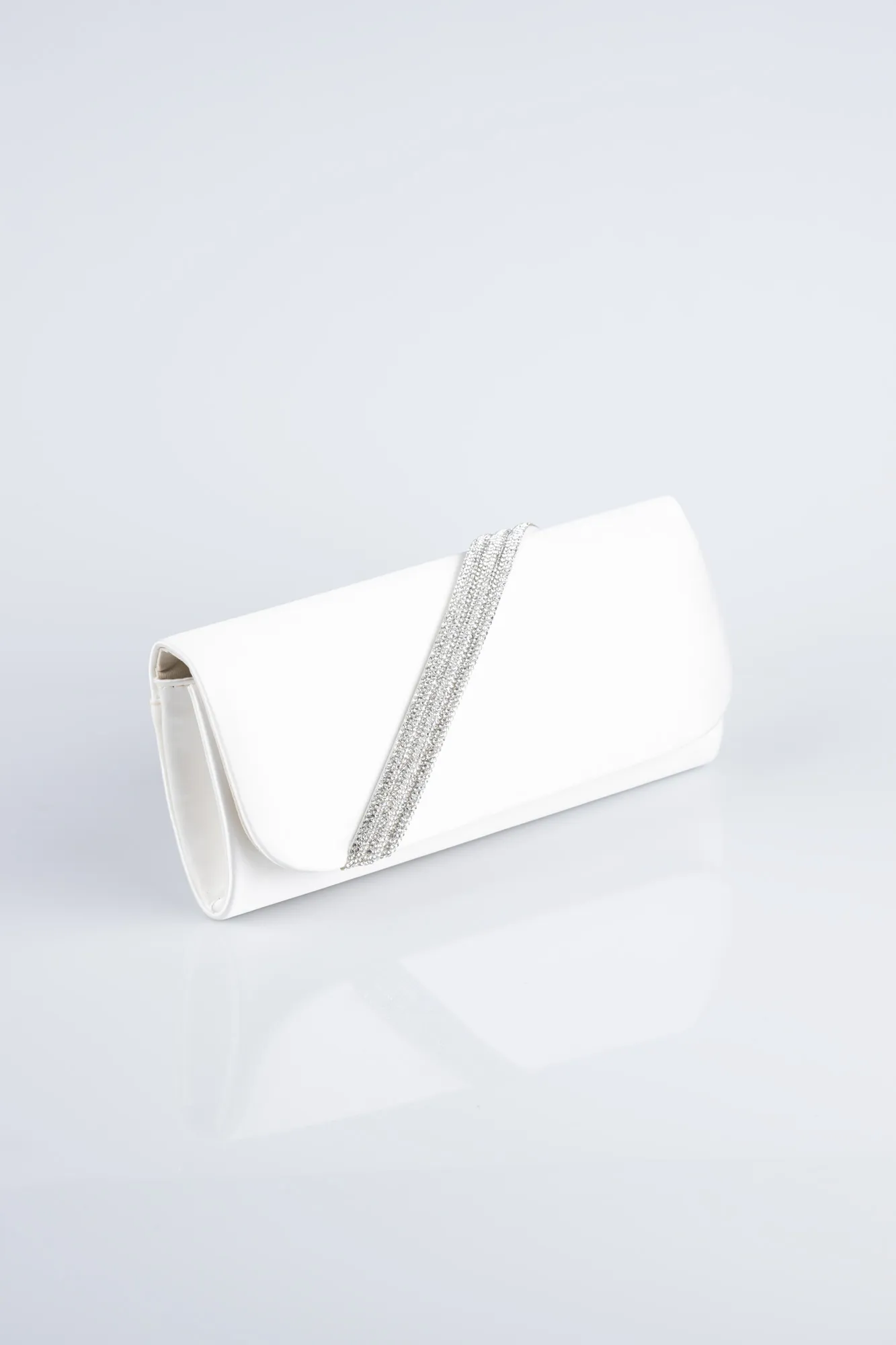 Pearl-Satin Night Bag V448