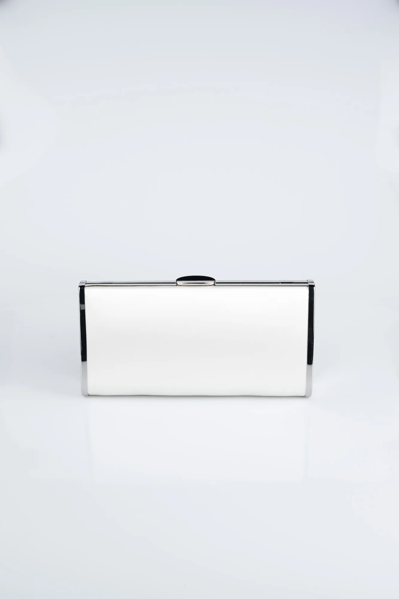 Pearl-Satin Night Bag V700