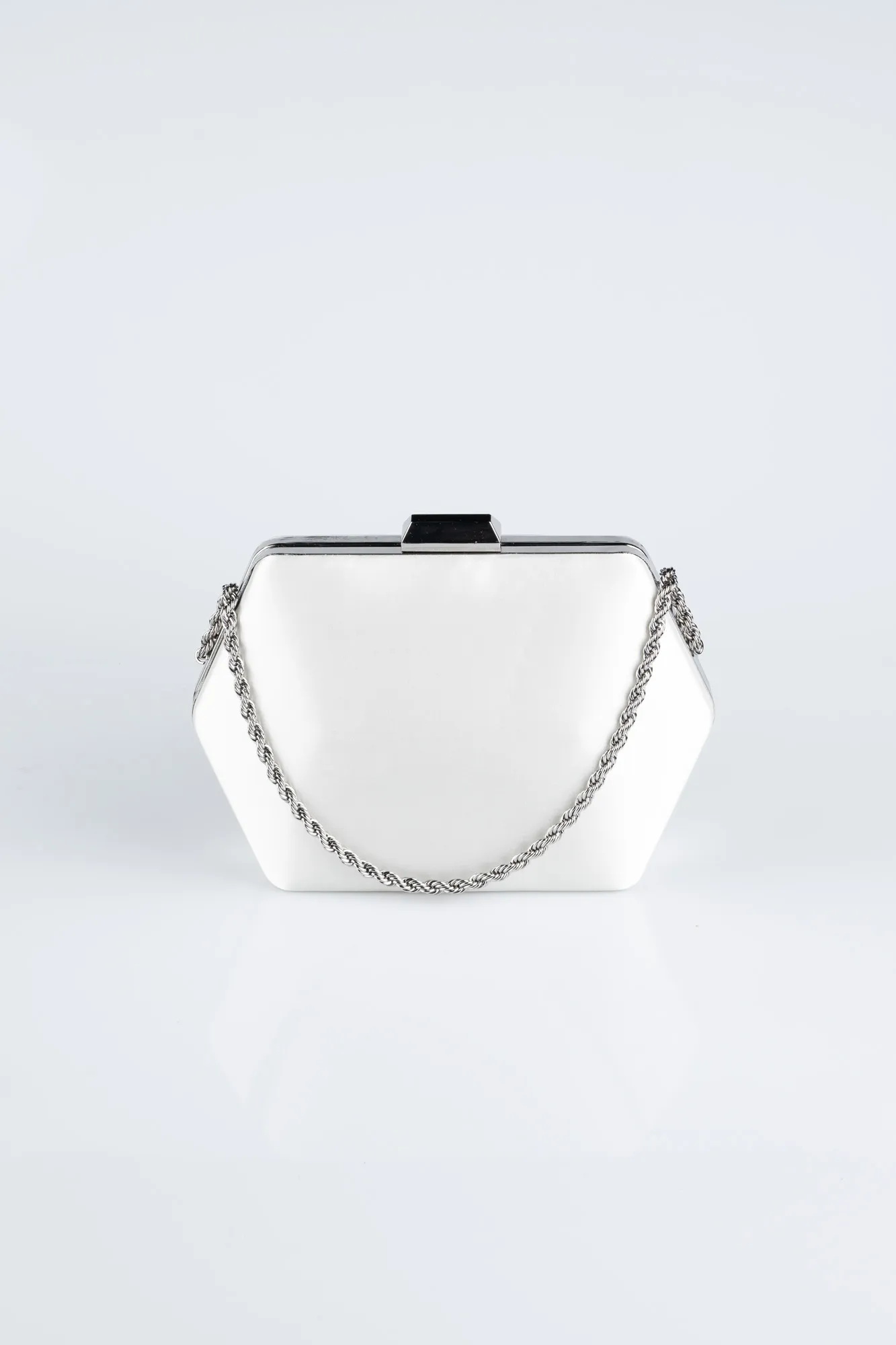 Pearl-Satin Night Bag V702