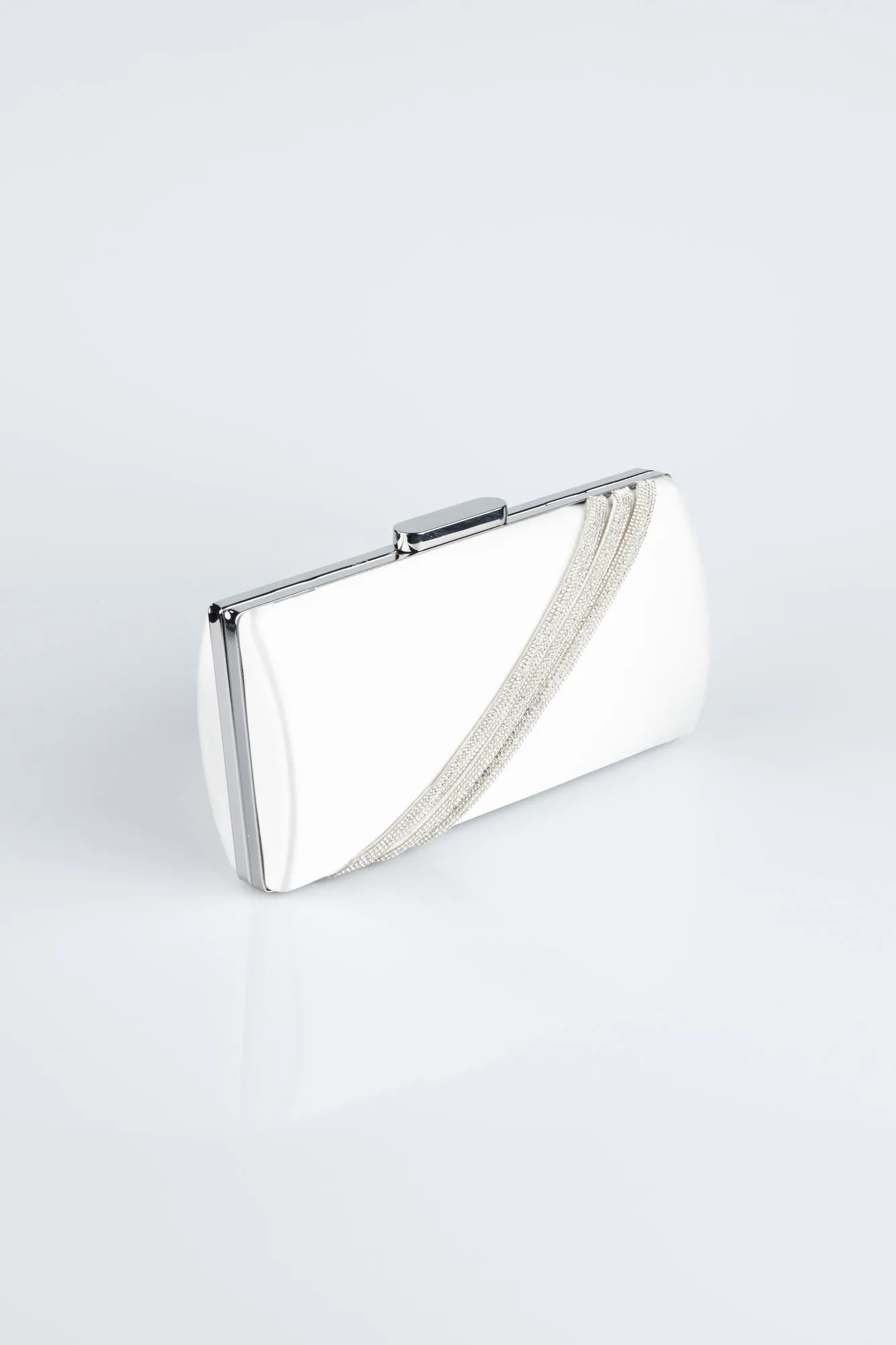 Pearl-Satin Night Bag VT9233