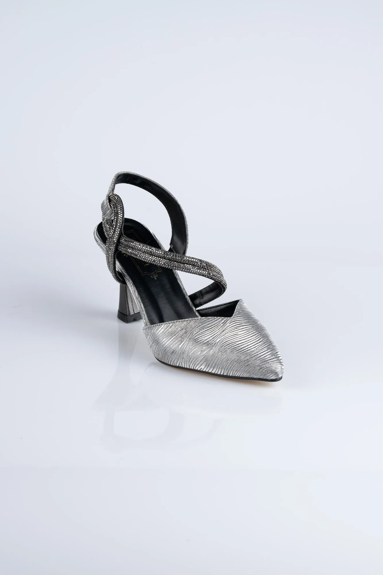 Platinum-Laser Cut Stiletto MJL8009