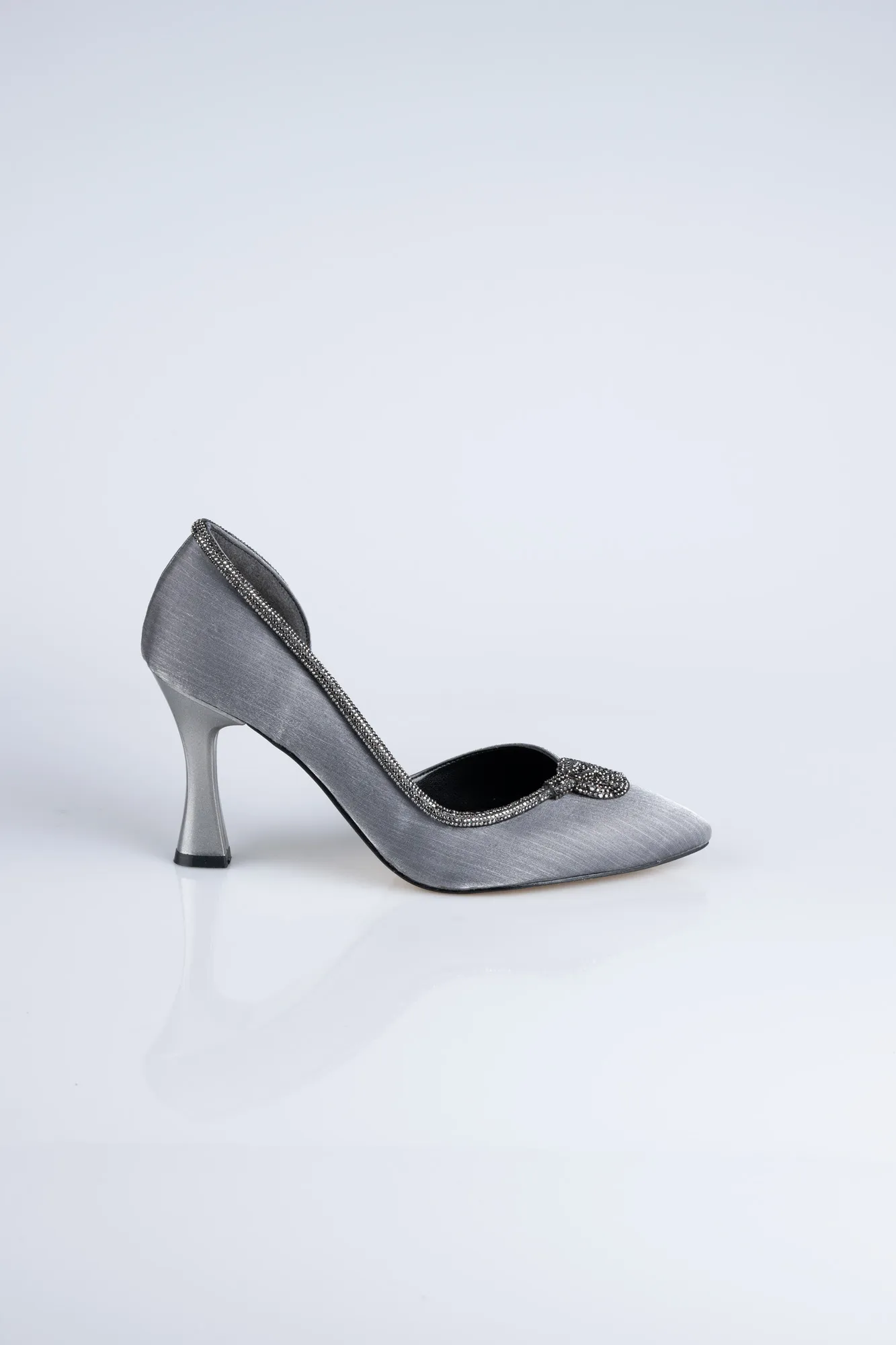 Platinum-Satin Stiletto MJ8008