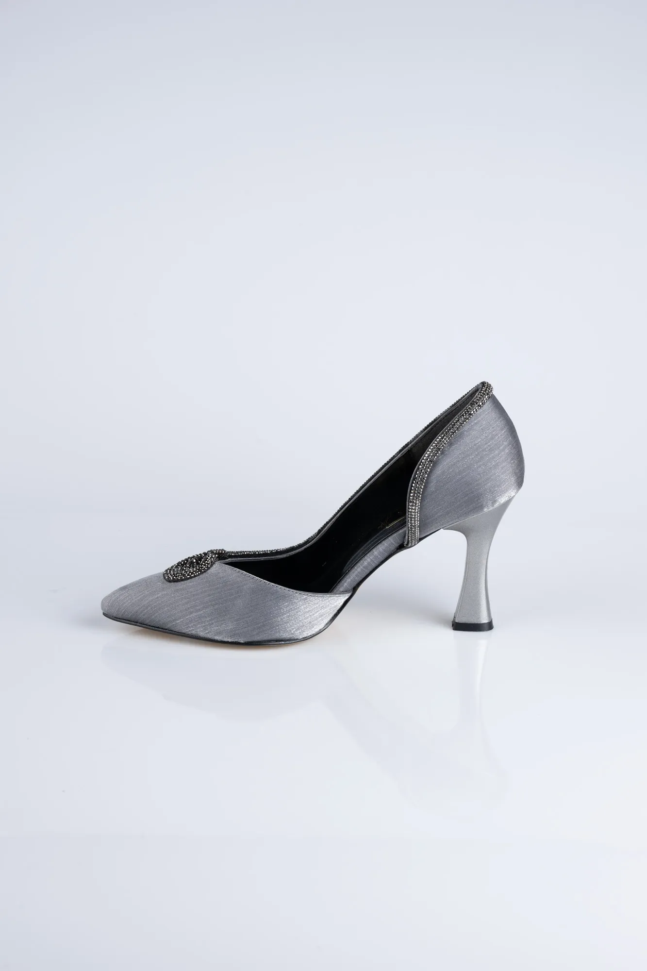 Platinum-Satin Stiletto MJ8008