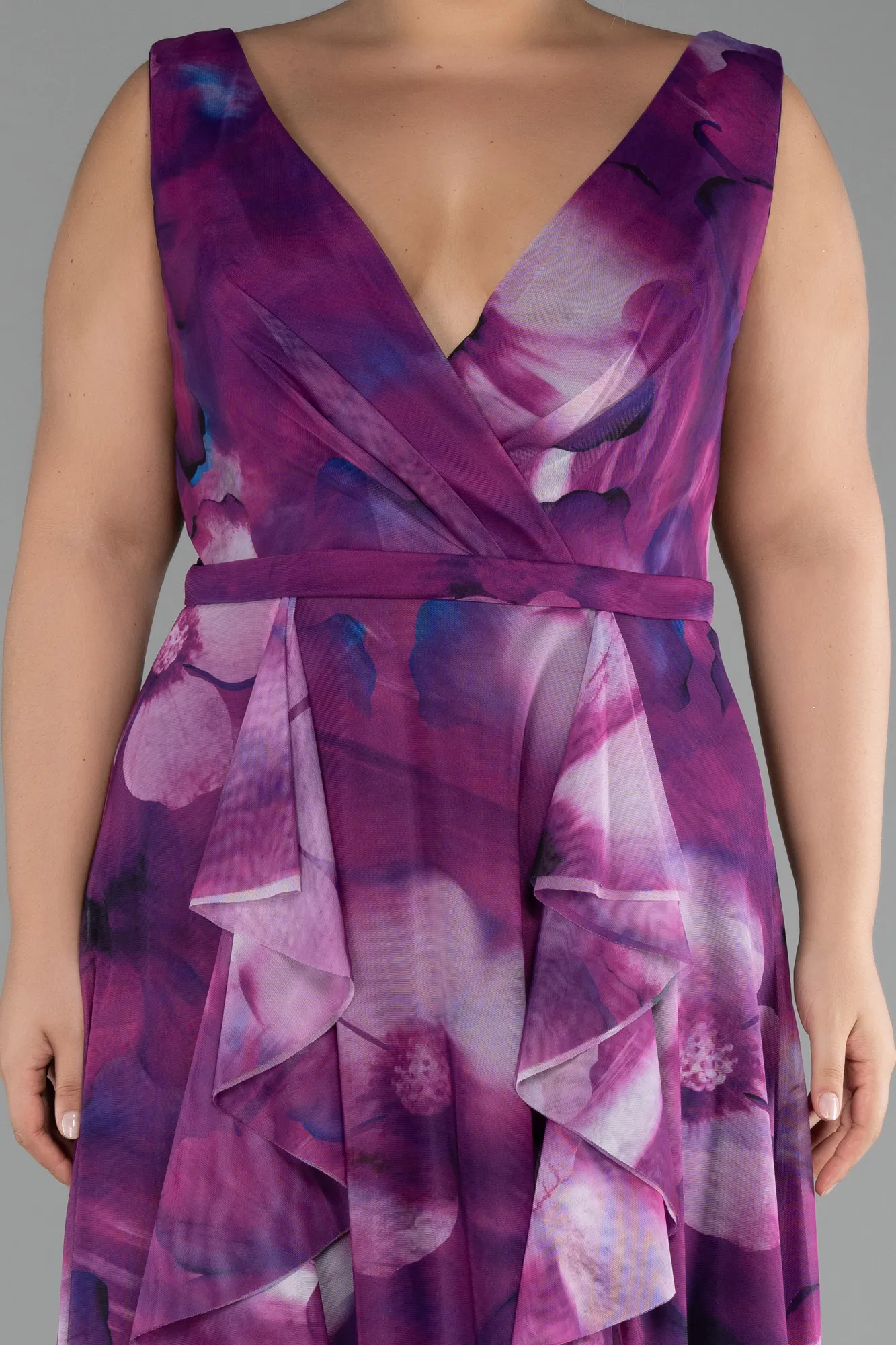 Plum-Sleevess Printed Chiffon Plus Size Prom Dress ABU4050