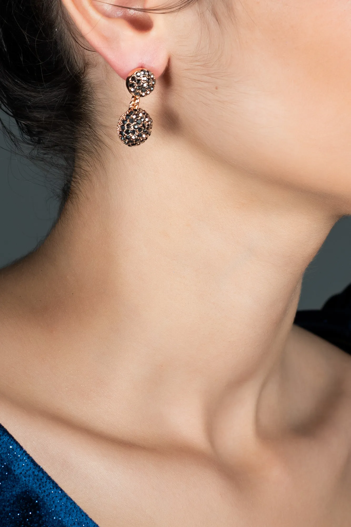 Rose-Anthracite-Earring UK031