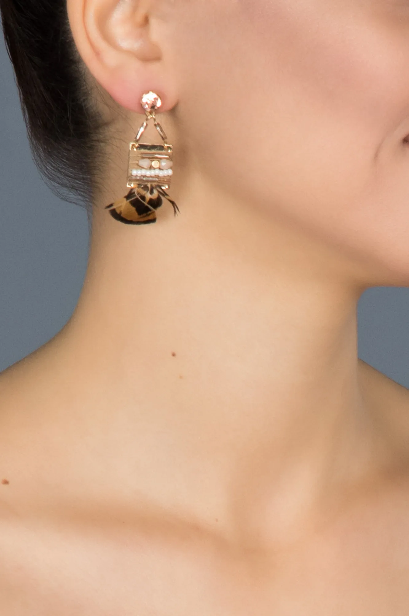 Saffron-Earring BT136