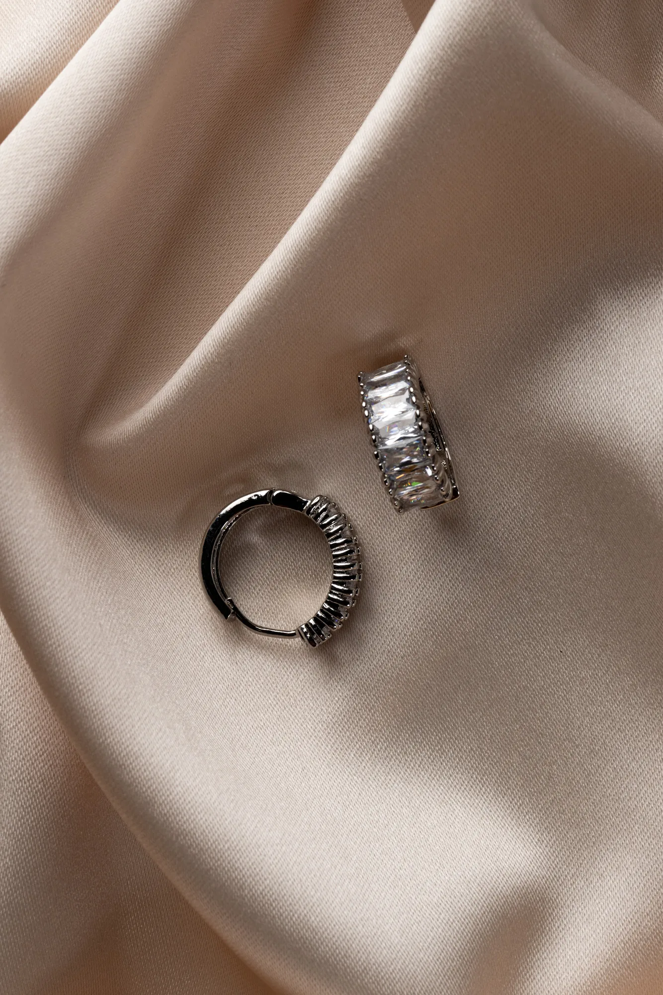 Silver-Earring PT706