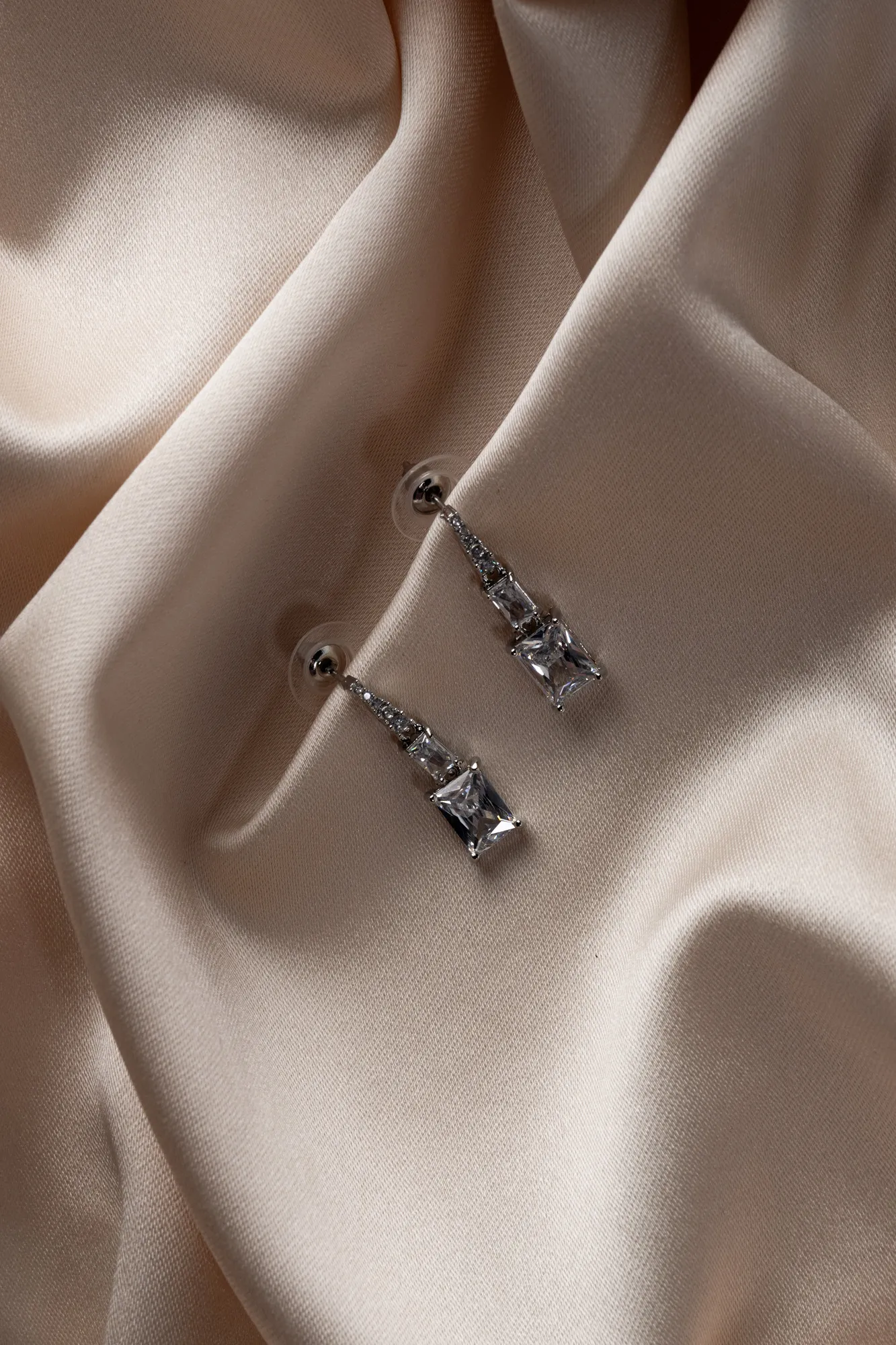 Silver-Earring PT708