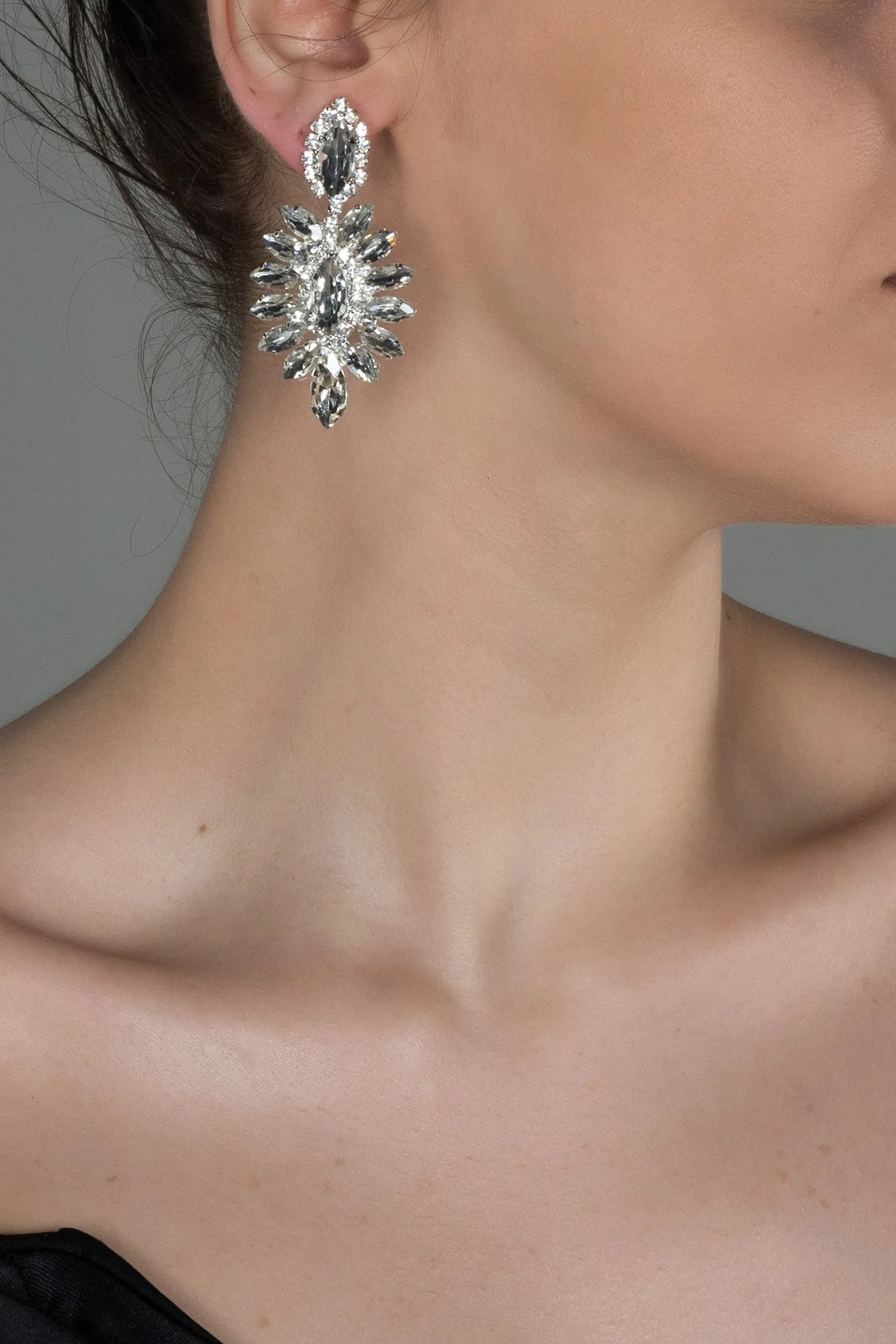 Silver-Earring UK528