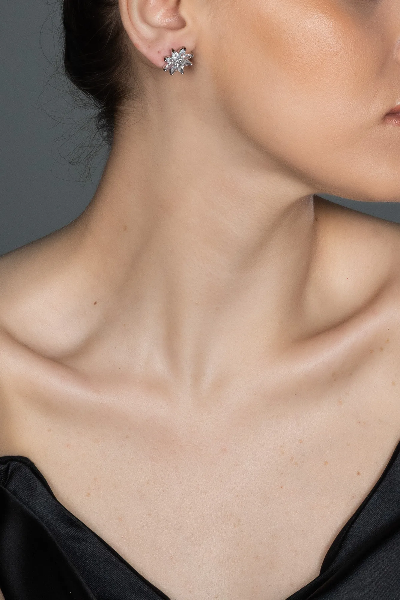 Silver-Earring UK567