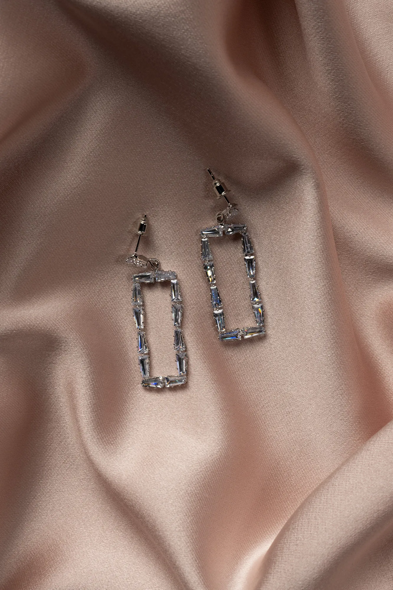 Silver-Earring UKP0766