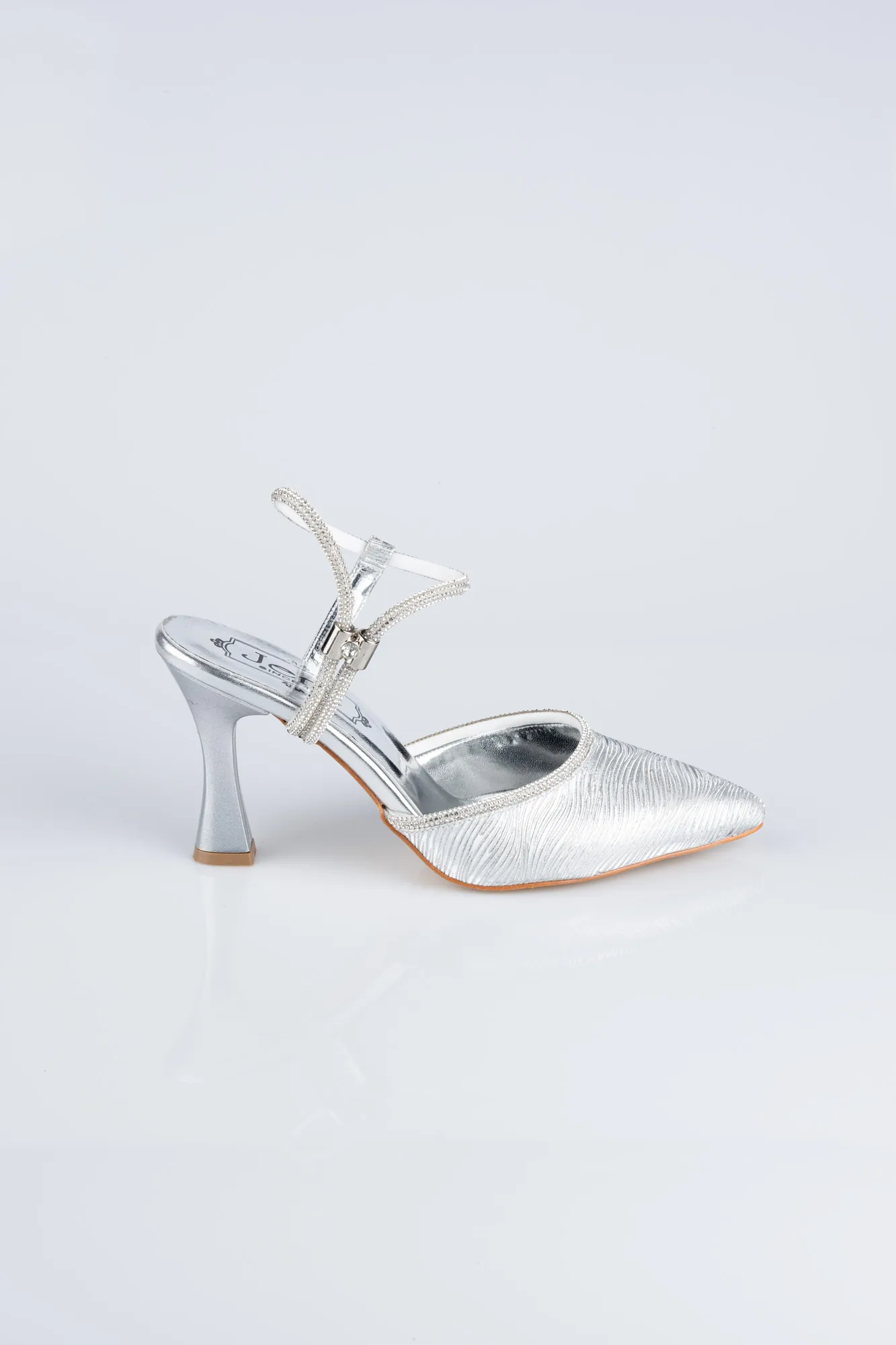 Silver-Laser Cut Stiletto MJ5150