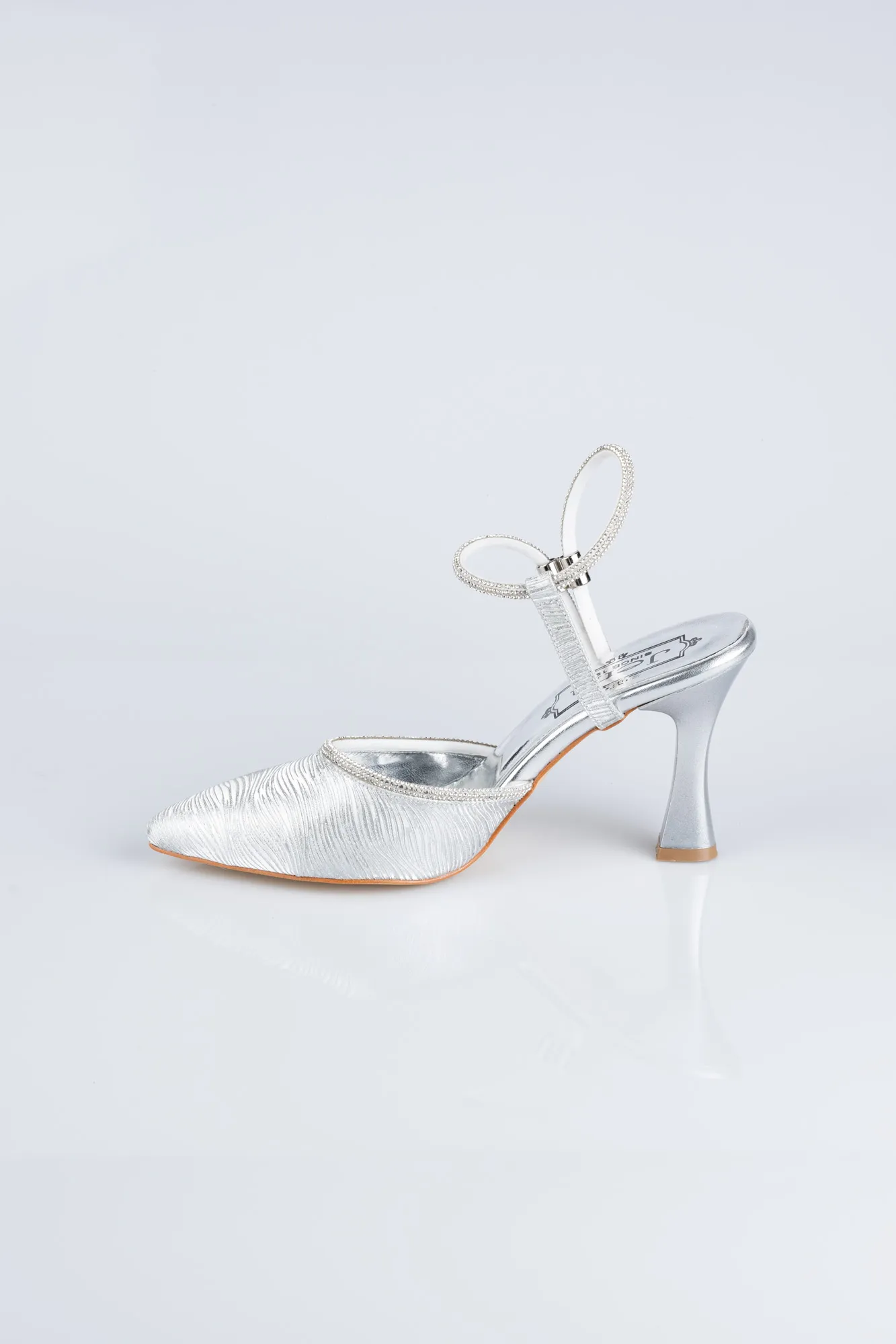 Silver-Laser Cut Stiletto MJ5150