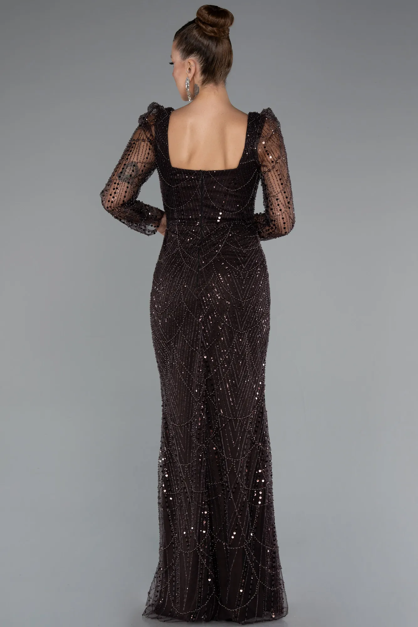 koyu-kahve-Long Sleeve Stone Embellished Satin Train Evening Dress ABU4603